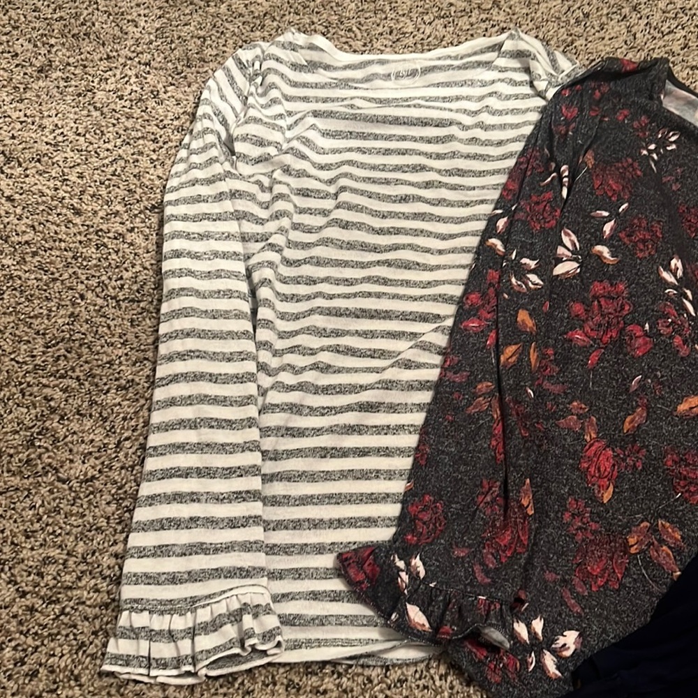 Maurice’s Long Sleeve 24/7 tees